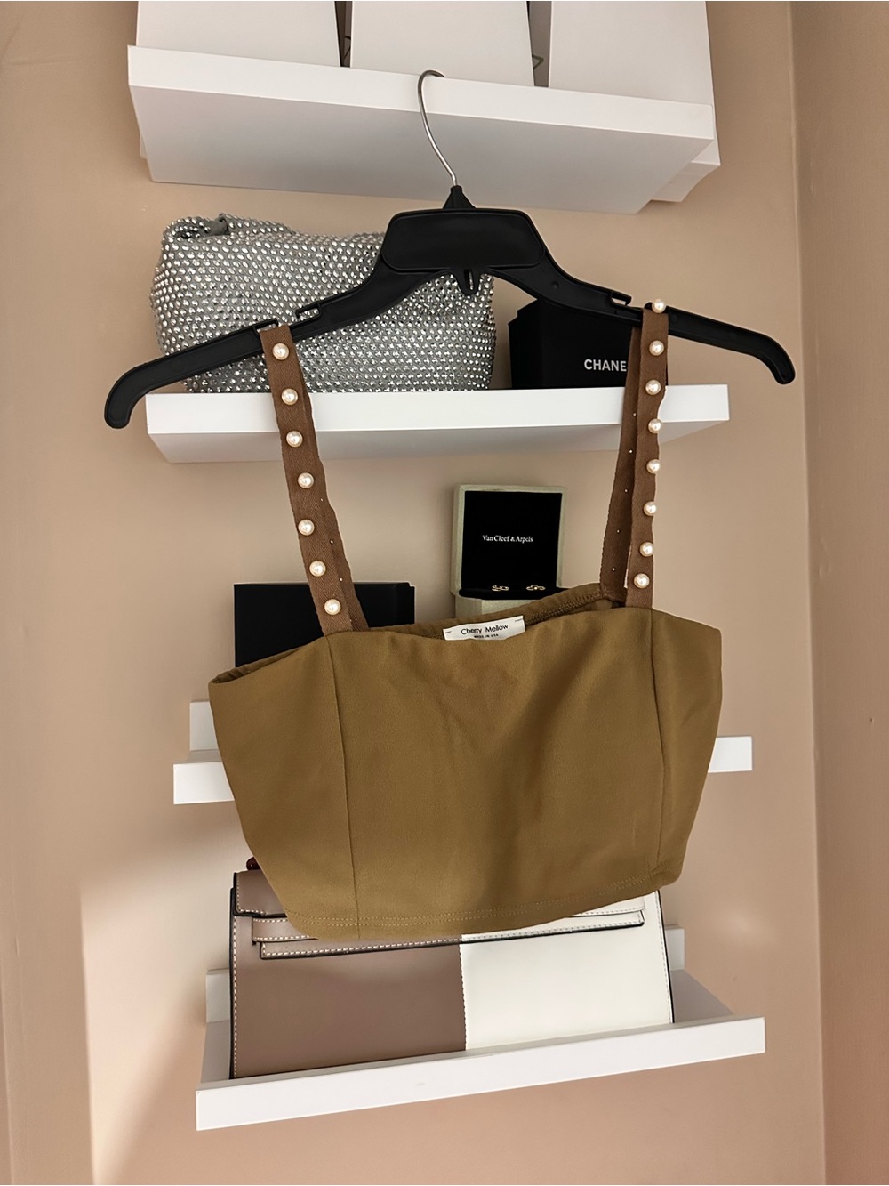 Pearl-Accent brown crop top